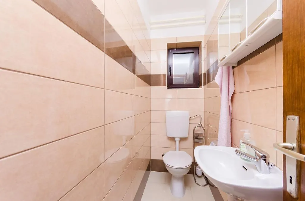 Apartments Nenad Dramalj Croatie
